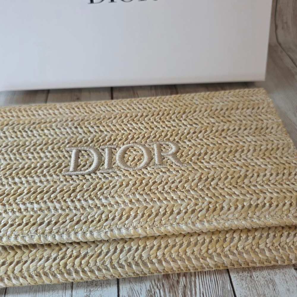 Dior Beige Woven Clutch with Pearl Strap NWOT - Picture 3 of 11